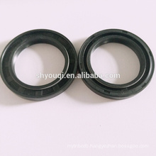 FKM/NBR/PU double spring seals